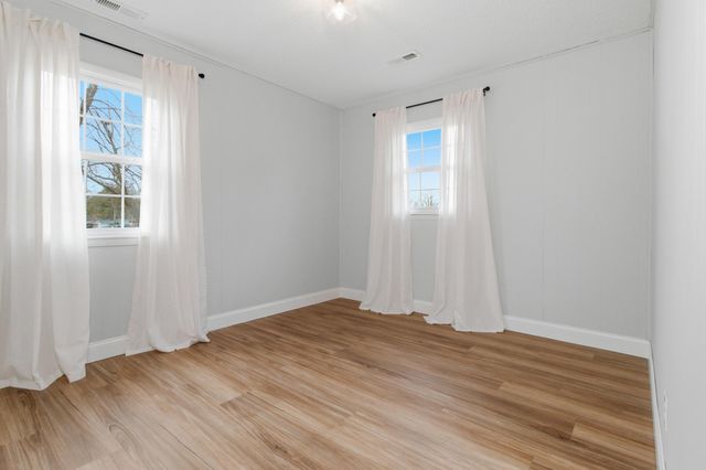 2004 Lynn Drive, West Plains, MO 65775