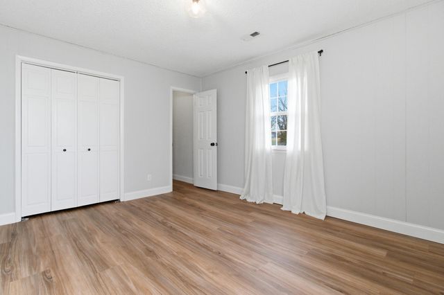 2004 Lynn Drive, West Plains, MO 65775