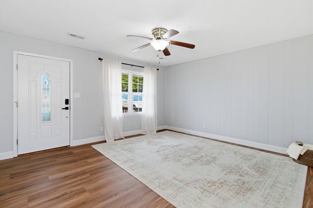 2004 Lynn Drive, West Plains, MO 65775