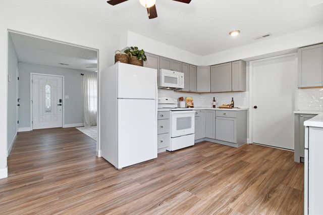 2004 Lynn Drive, West Plains, MO 65775