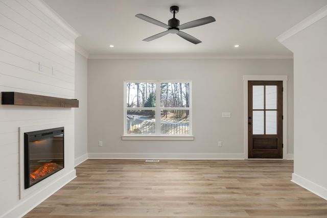 4585 Tarpon Trail, Chattanooga, TN 37416