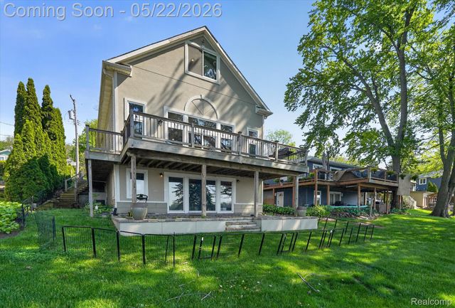 5025 Harp Drive, Fenton Charter Township, MI 48451