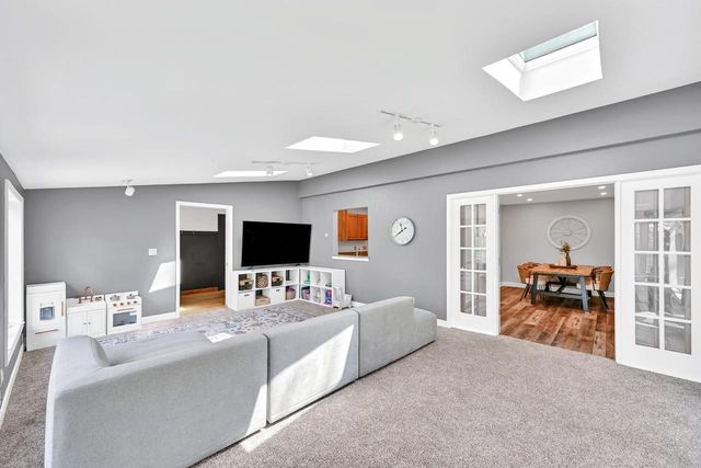 W278N1973 Lakeview DRIVE, Pewaukee, WI 53072