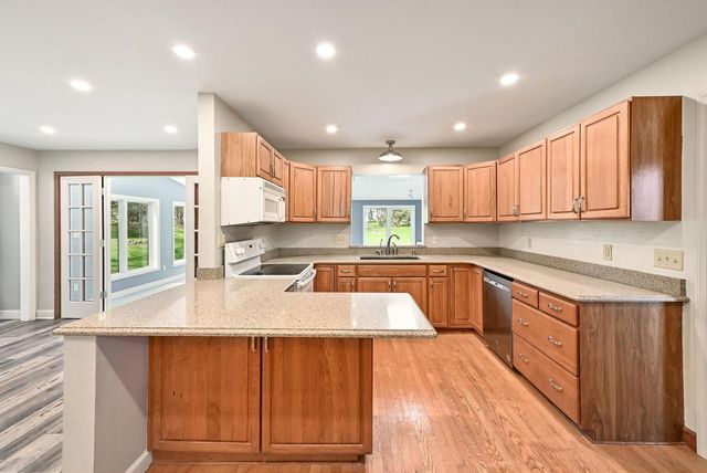 W278N1973 Lakeview DRIVE, Pewaukee, WI 53072