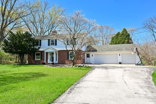 W278N1973 Lakeview DRIVE, Pewaukee, WI 53072