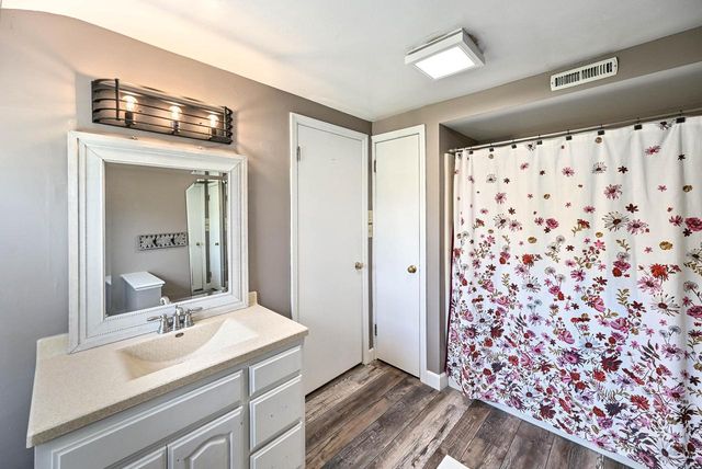 W278N1973 Lakeview DRIVE, Pewaukee, WI 53072