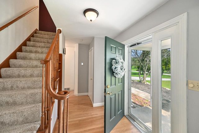 W278N1973 Lakeview DRIVE, Pewaukee, WI 53072