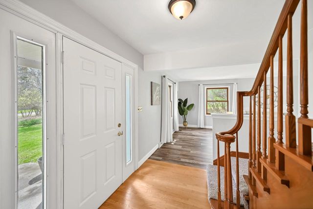 W278N1973 Lakeview DRIVE, Pewaukee, WI 53072