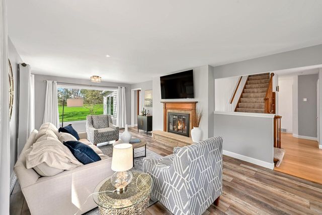 W278N1973 Lakeview DRIVE, Pewaukee, WI 53072