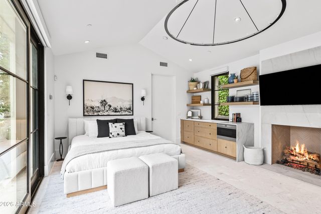 5531 E MOCKINGBIRD Lane, Paradise Valley, AZ 85253