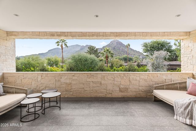 5531 E MOCKINGBIRD Lane, Paradise Valley, AZ 85253