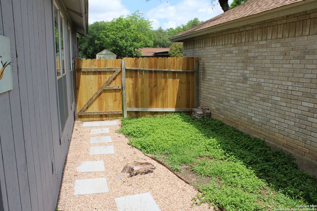 14110 George, San Antonio, TX 78231