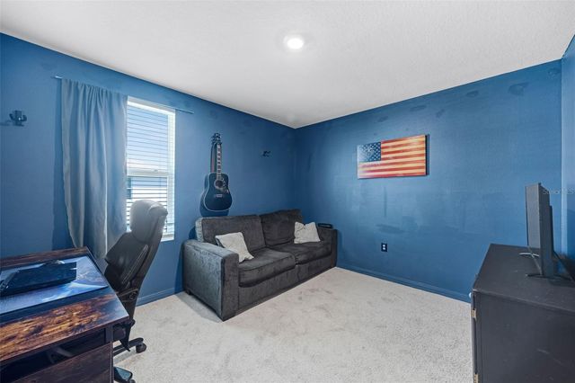 37092 KINGS CROWN DRIVE, Zephyrhills, FL 33541