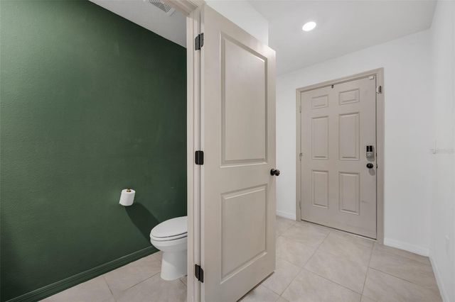 37092 KINGS CROWN DRIVE, Zephyrhills, FL 33541