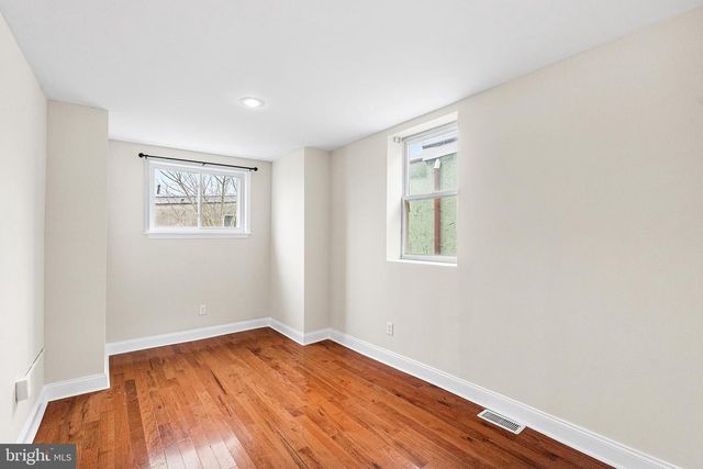 1538 TASKER ST, Philadelphia, PA 19145