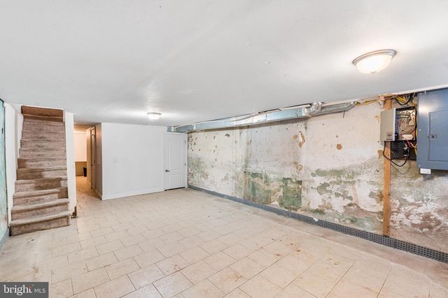 1538 TASKER ST, Philadelphia, PA 19145