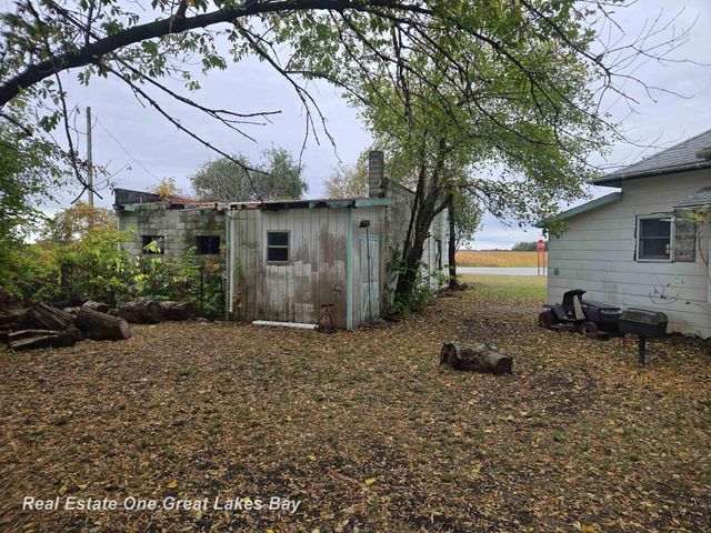 2016 S Vassar Road, Vassar, MI 48768