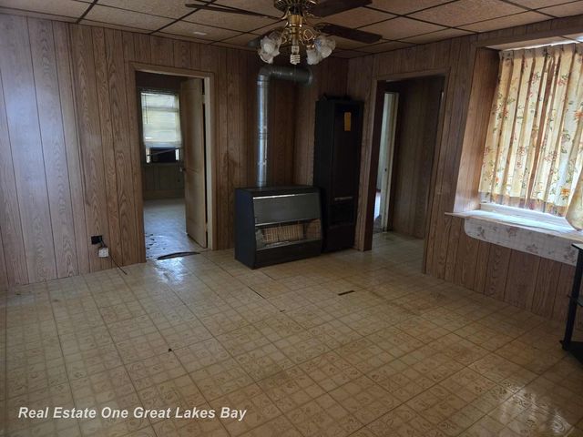 2016 S Vassar Road, Vassar, MI 48768