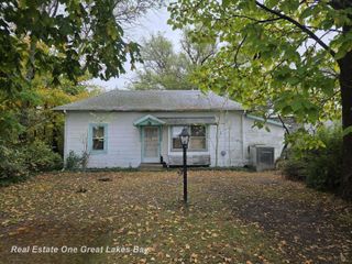 2016 S Vassar Road, Vassar, MI 48768