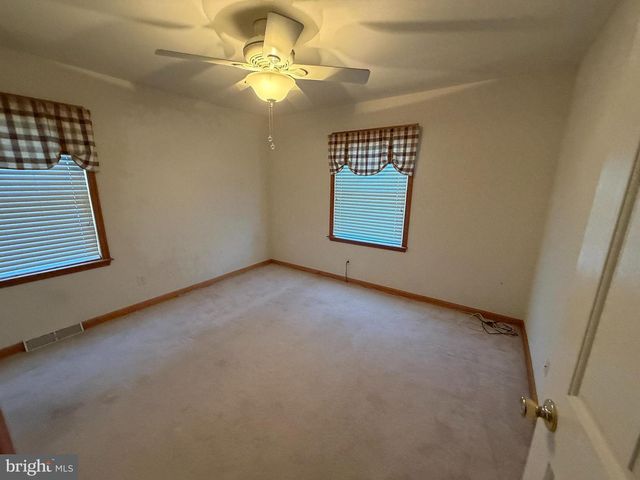 1622 FORREST AVE, Dover, DE 19904