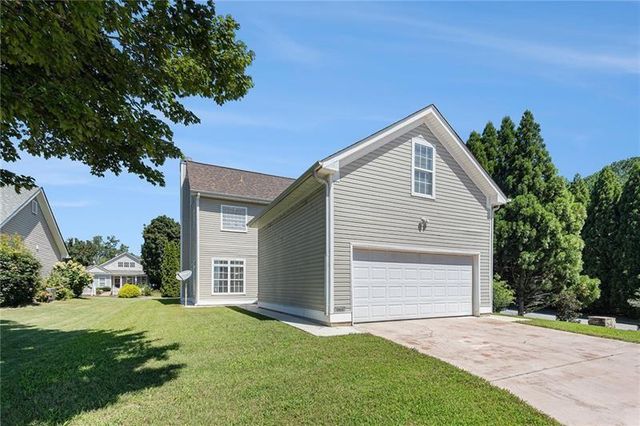 2770 Nautical Way, Villa Rica, GA 30180