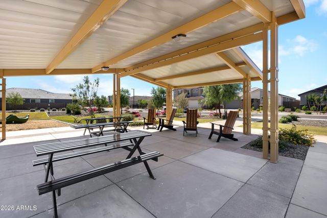 14832 W HONEYSUCKLE Drive, Surprise, AZ 85387