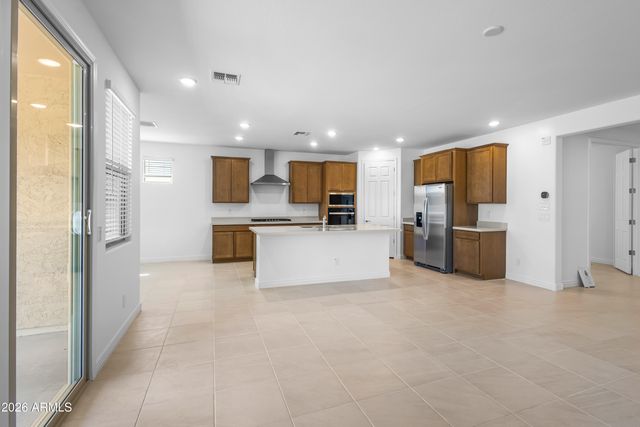 14832 W HONEYSUCKLE Drive, Surprise, AZ 85387