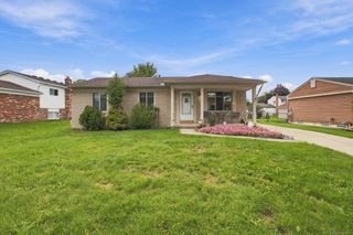 35537 Connecticut Drive, Sterling Heights, MI 48310