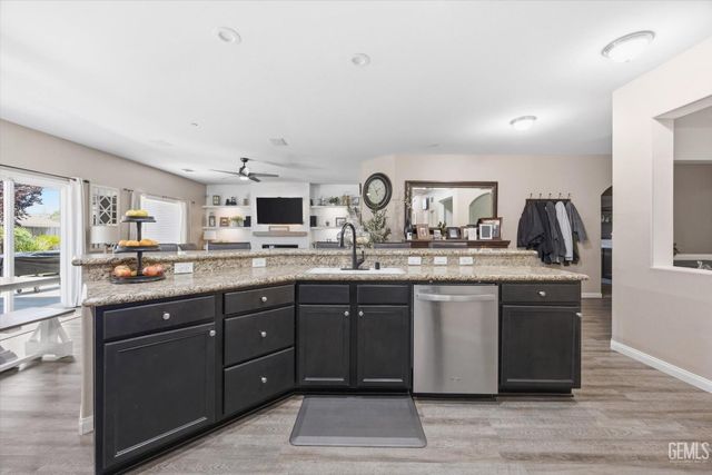 10920 Destino Court, Bakersfield, CA 93312