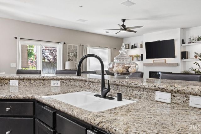 10920 Destino Court, Bakersfield, CA 93312