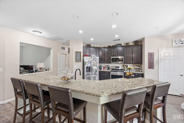 10920 Destino Court, Bakersfield, CA 93312