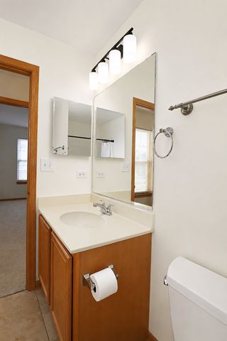 1896 Keystone Place 1896, Schaumburg, IL 60193