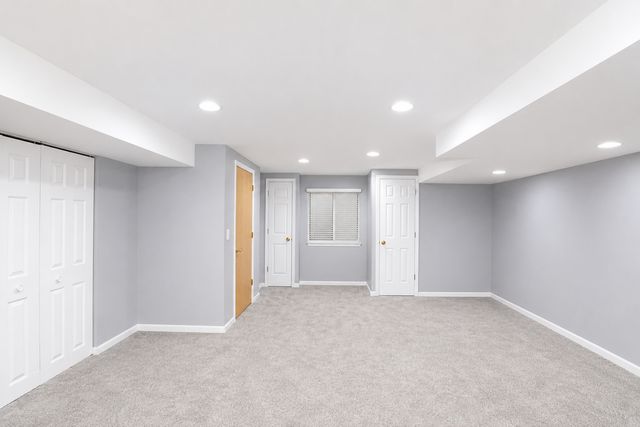 1896 Keystone Place 1896, Schaumburg, IL 60193