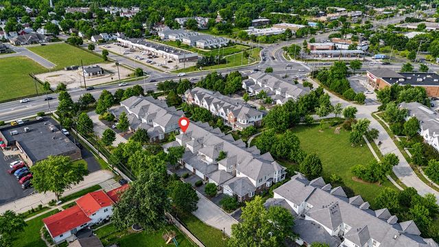 1896 Keystone Place 1896, Schaumburg, IL 60193