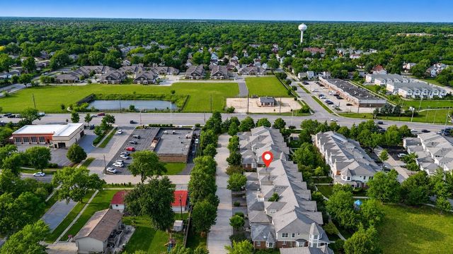 1896 Keystone Place 1896, Schaumburg, IL 60193