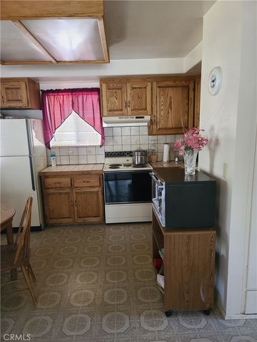 970 D Lane, Big Bear City, CA 92314