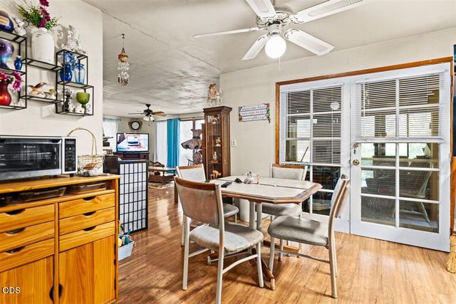 577 Galice Road, Merlin, OR 97532
