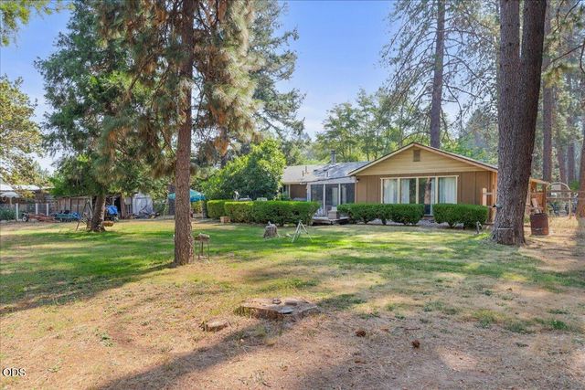 577 Galice Road, Merlin, OR 97532