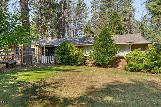 577 Galice Road, Merlin, OR 97532