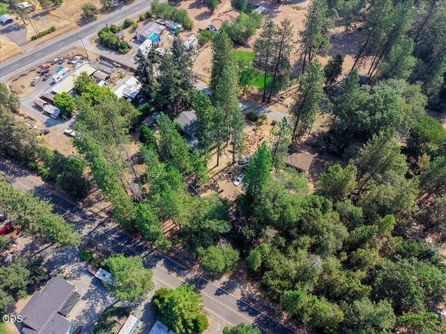 577 Galice Road, Merlin, OR 97532