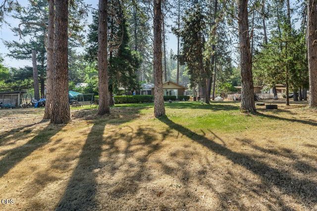577 Galice Road, Merlin, OR 97532