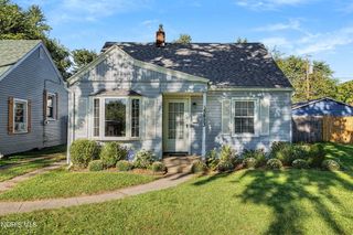 5823 Adelaide Drive, Toledo, OH 43613