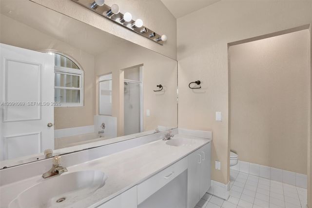 18611 NW 11th Street, Pembroke Pines, FL 33029