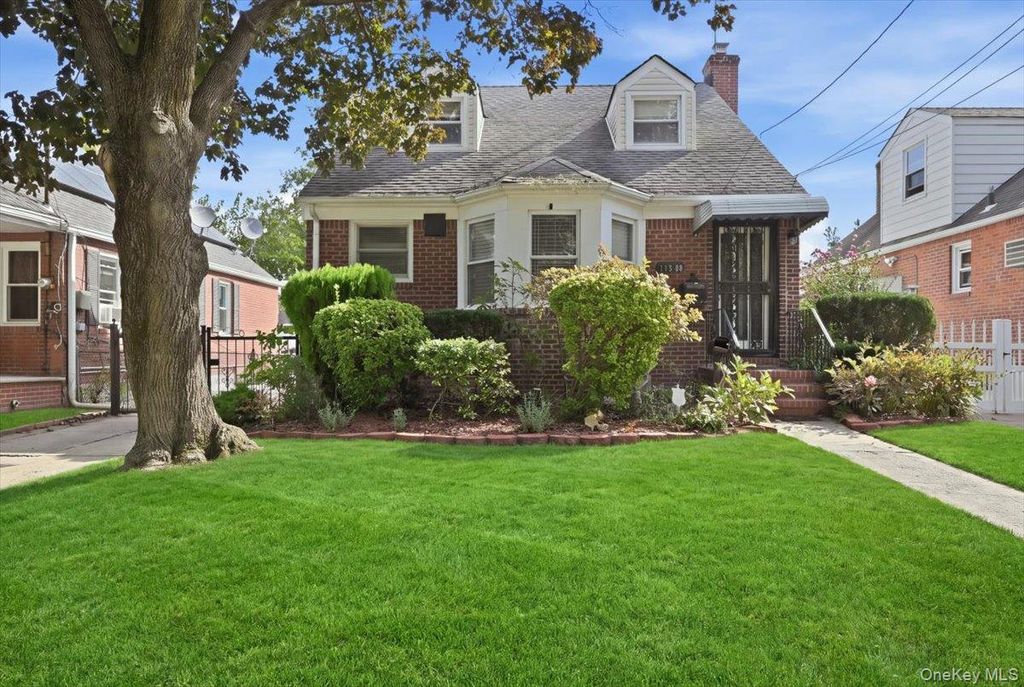 115-09 Parkway Drive, Elmont, NY 11003 — photo 2