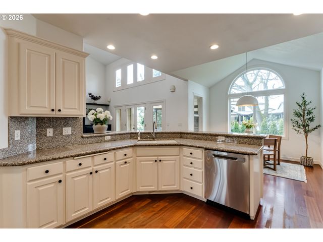 3770 WATERBROOK Way, Eugene, OR 97408