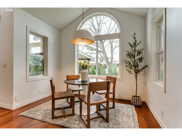 3770 WATERBROOK Way, Eugene, OR 97408