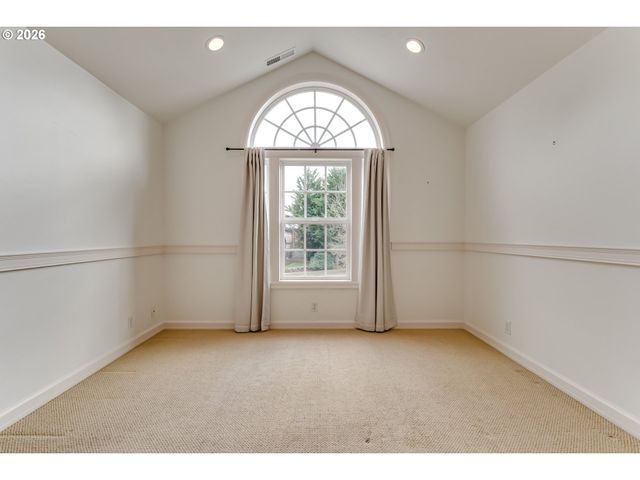 3770 WATERBROOK Way, Eugene, OR 97408