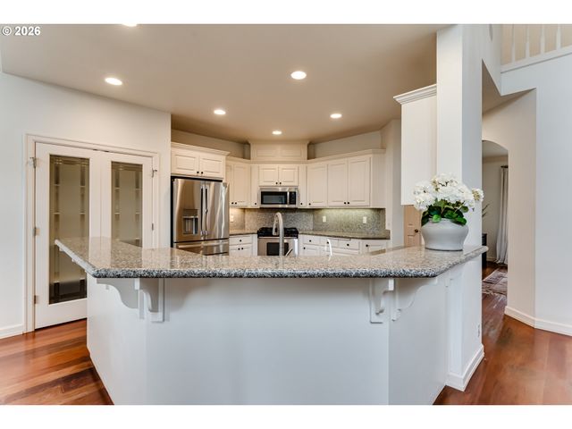 3770 WATERBROOK Way, Eugene, OR 97408