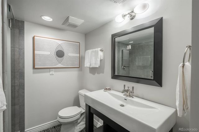 5770 E Nassau Place, Englewood, CO 80111