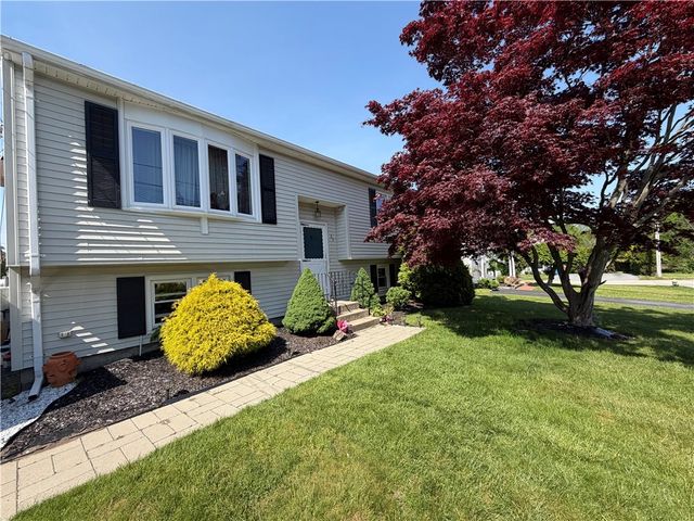 29 Hilda Street, Cranston, RI 02920